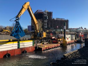 EPA begins dredging the Gowanus Canal in November 2020 by the Carroll Street Bridge. ©Mark D Phillips