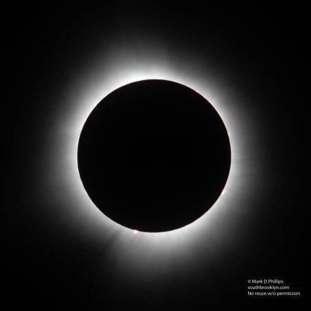 Total Solar Eclipse in Franklin, VT. ©Mark D Phillips
